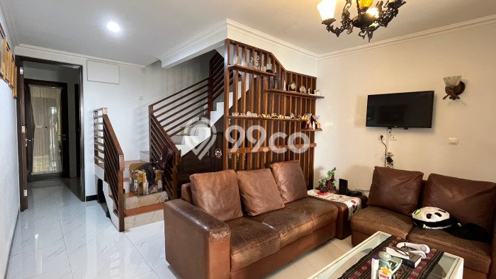 Rumah Elit LB 500m2 Siap Pakai Desain Elegan di Kreo, Tangerang Rumah Elit LB 500m2 Siap Pakai Desain Elegan di Kreo, Tangerang