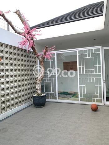 Rumah Luxury Modern Tanpa Renovasi di Cijagra Bandung Rumah Luxury Modern Tanpa Renovasi di Cijagra Bandung