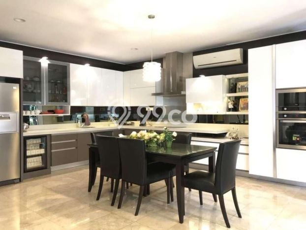 Rumah Mewah LB 477m2 Siap Huni Desain Elegan di Pondok Indah, Jakarta Selatan Rumah Mewah LB 477m2 Siap Huni Desain Elegan di Pondok Indah, Jakarta Selatan