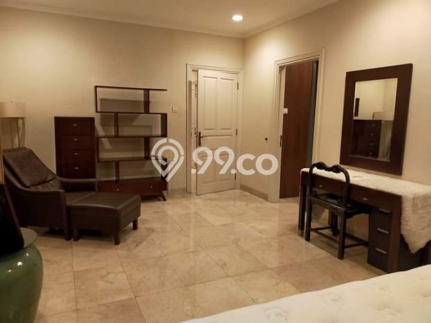 Rumah Mewah LB 477m2 Siap Huni Desain Elegan di Pondok Indah, Jakarta Selatan Rumah Mewah LB 477m2 Siap Huni Desain Elegan di Pondok Indah, Jakarta Selatan