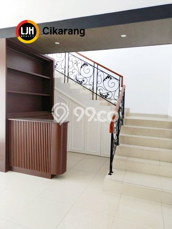 Hunian Mewah Siap Huni LT 200m2 di Lippo Cikarang, Cikarang Hunian Mewah Siap Huni LT 200m2 di Lippo Cikarang, Cikarang