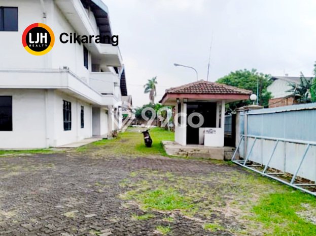 Unit Gudang disewakan di Lippo Cikarang Cikarang dengan LT 15000m2 / LB 8400m2 Unit Gudang disewakan di Lippo Cikarang Cikarang dengan LT 15000m2 / LB 8400m2