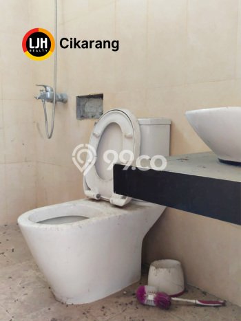 Rumah Modern Minimalis 3 Kamar Siap Huni di Lippo Cikarang Rumah Modern Minimalis 3 Kamar Siap Huni di Lippo Cikarang