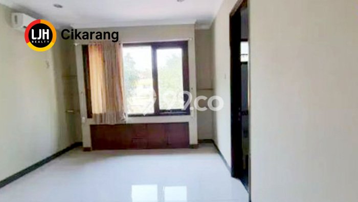 Disewakan Cepat Rumah Kondisi Bagus di Kawasan Lippo Cikarang, Cikarang Disewakan Cepat Rumah Kondisi Bagus di Kawasan Lippo Cikarang, Cikarang