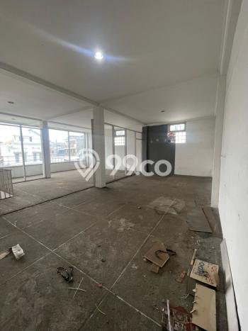 Ruko Komersial Disewakan di Parongpong Bandung Barat Luas 350m2 Ruko Komersial Disewakan di Parongpong Bandung Barat Luas 350m2