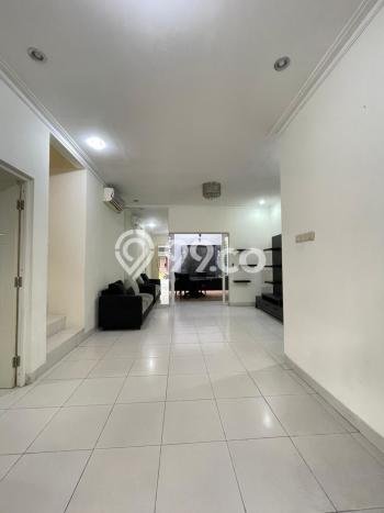 For Sale Hunian Rumah Terawat 3 Kamar di Kota Wisata, Jakarta Timur For Sale Hunian Rumah Terawat 3 Kamar di Kota Wisata, Jakarta Timur
