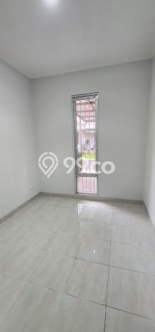 Rumah Luas Asri 3 KT Siap Huni di Gading Serpong Elista Village Tangerang Rumah Luas Asri 3 KT Siap Huni di Gading Serpong Elista Village Tangerang