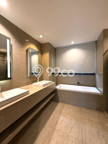 Unit Apartemen Luxury Dijual di Kebayoran Baru dengan 3 Kamar Tidur Unit Apartemen Luxury Dijual di Kebayoran Baru dengan 3 Kamar Tidur