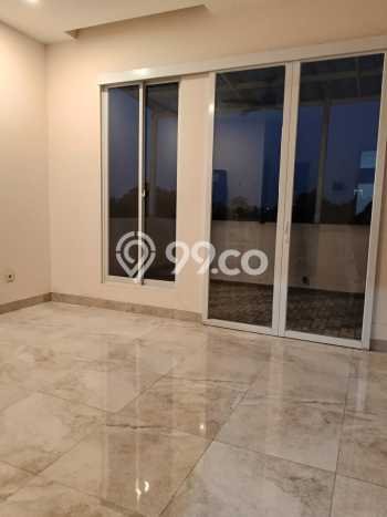 Rumah Luas Asri 3 KT Siap Huni di BSD Nusaloka Tangerang Rumah Luas Asri 3 KT Siap Huni di BSD Nusaloka Tangerang