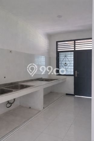 Rumah Kontrakan Jakarta Barat LT 90m2 LB 198m2 Area Green Lake City Rumah Kontrakan Jakarta Barat LT 90m2 LB 198m2 Area Green Lake City