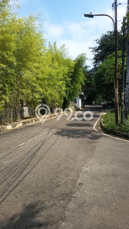 For Sale! Luxury House LT 303m2 Desain Modern di Kayu Putih For Sale! Luxury House LT 303m2 Desain Modern di Kayu Putih
