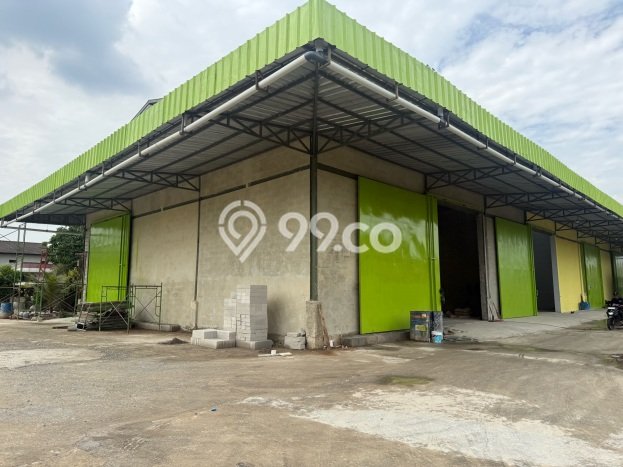 Unit Gudang Disewakan di Tangerang Kota di Area Ramai & Strategis Unit Gudang Disewakan di Tangerang Kota di Area Ramai & Strategis