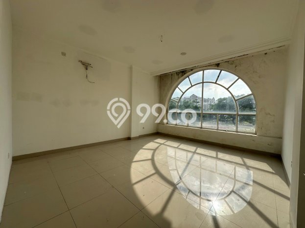 Dijual! Ruko di Green Lake City Jakarta Barat LT 67m2 / LB 203m2 Kawasan Bisnis Dijual! Ruko di Green Lake City Jakarta Barat LT 67m2 / LB 203m2 Kawasan Bisnis