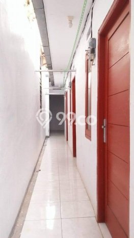 Rumah Elit Modern Siap Huni di Joglo Jakarta Barat Rumah Elit Modern Siap Huni di Joglo Jakarta Barat