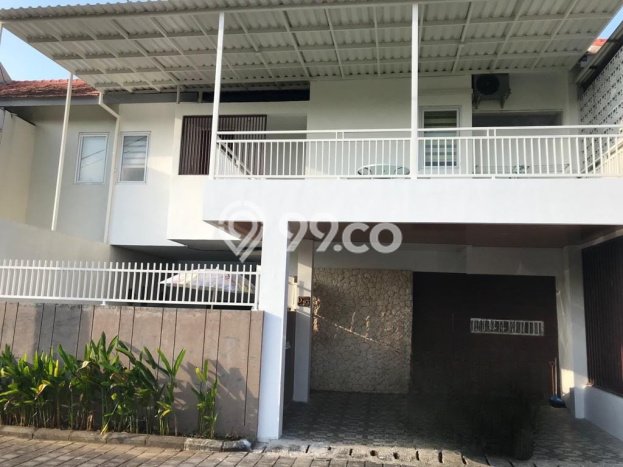 Rumah Mewah LB 100m2 Siap Huni Desain Elegan di Jimbaran, Badung Rumah Mewah LB 100m2 Siap Huni Desain Elegan di Jimbaran, Badung