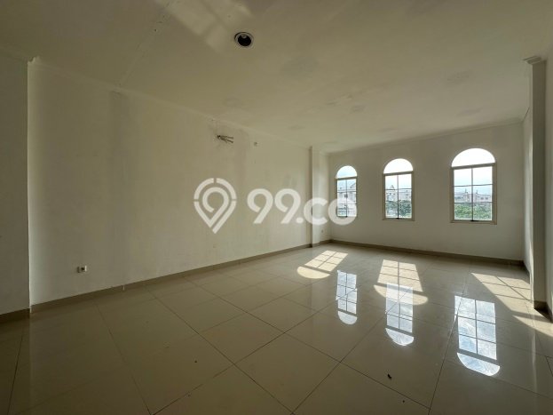 Dijual! Ruko di Green Lake City Jakarta Barat LT 67m2 / LB 203m2 Kawasan Bisnis Dijual! Ruko di Green Lake City Jakarta Barat LT 67m2 / LB 203m2 Kawasan Bisnis