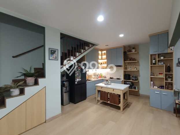 Rumah Modern 3 KT di Kemanggisan Jakarta Barat Rumah Modern 3 KT di Kemanggisan Jakarta Barat