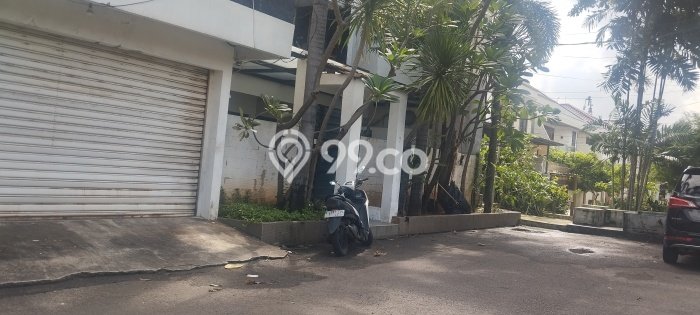 Rumah Luxury Modern Tanpa Renovasi di Pulomas Jakarta Timur Rumah Luxury Modern Tanpa Renovasi di Pulomas Jakarta Timur