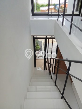 Rumah Kost untuk Dijual di Lowokwaru dengan 0 KT, 6 KM, Luas 85m2 Rumah Kost untuk Dijual di Lowokwaru dengan 0 KT, 6 KM, Luas 85m2