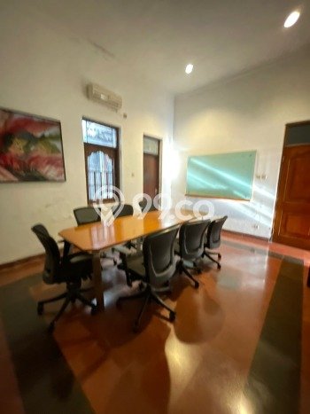 Best Deal Hunian Mewah Ideal dan Luas di Menteng, Jakarta Pusat Best Deal Hunian Mewah Ideal dan Luas di Menteng, Jakarta Pusat