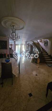 Rumah Elit Modern Tanpa Renovasi di Tanjung Barat Jakarta Selatan Rumah Elit Modern Tanpa Renovasi di Tanjung Barat Jakarta Selatan