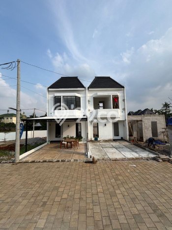 Dijual Rumah Strategis Bagus Punya 2 KT di Sawangan Depok SHM Dijual Rumah Strategis Bagus Punya 2 KT di Sawangan Depok SHM