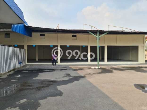 Unit Komersial Dijual di Jakarta Selatan LT 5700m2 & LB 2500m2 Unit Komersial Dijual di Jakarta Selatan LT 5700m2 & LB 2500m2