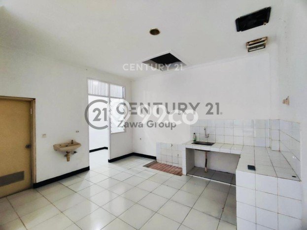 Dijual Rumah Strategis Bagus Punya 2 KT di Kelapa Gading Jakarta Utara SHM Dijual Rumah Strategis Bagus Punya 2 KT di Kelapa Gading Jakarta Utara SHM