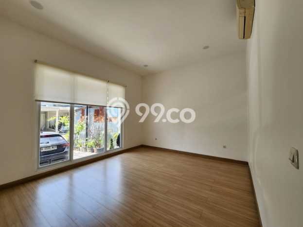 For Sale Hunian Elegan Cozy di Tangerang For Sale Hunian Elegan Cozy di Tangerang