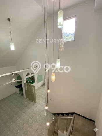Rumah Mewah LB 123m2 Siap Huni Desain Elegan di Grogol, Jakarta Barat Rumah Mewah LB 123m2 Siap Huni Desain Elegan di Grogol, Jakarta Barat