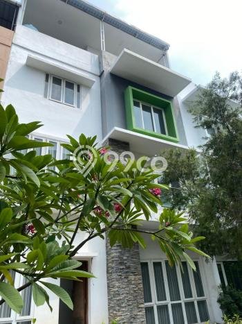 Siap Huni Hunian Elit 4 Kamar di Pademangan Dekat ke Mana Pun Siap Huni Hunian Elit 4 Kamar di Pademangan Dekat ke Mana Pun