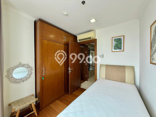 Sewa Apartemen Minimalis 101m2 Punya 3 KT, 0 KM, Lokasi di Kebayoran Lama Sewa Apartemen Minimalis 101m2 Punya 3 KT, 0 KM, Lokasi di Kebayoran Lama