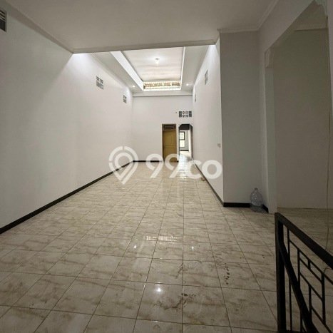 Ready to Use! Luxury House LT 233m2 Desain Elegan di Barusari Ready to Use! Luxury House LT 233m2 Desain Elegan di Barusari