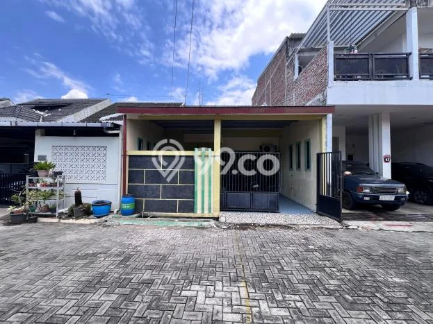 For Sale Hunian Rumah Terawat 2 KT di Tlogosari, Semarang For Sale Hunian Rumah Terawat 2 KT di Tlogosari, Semarang