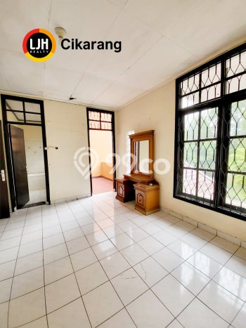 Dijual Rumah Strategis Bagus Punya 4 KT di Lippo Cikarang Cikarang SHM Dijual Rumah Strategis Bagus Punya 4 KT di Lippo Cikarang Cikarang SHM
