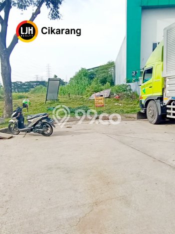 Lahan untuk Dijual Lokasi Lippo Cikarang, Cikarang Luas 847m2 - Lahan untuk Dijual Lokasi Lippo Cikarang, Cikarang Luas 847m2 -