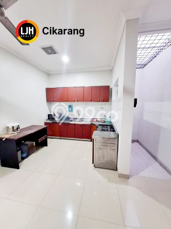 Disewakan Rumah Konsep Modern di Lippo Cikarang Cikarang dengan 4 Kamar Disewakan Rumah Konsep Modern di Lippo Cikarang Cikarang dengan 4 Kamar