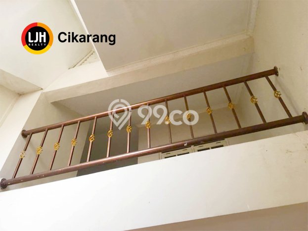 Rumah Strategis Modern Lb 150m2 di Lippo Cikarang, Cikarang Rumah Strategis Modern Lb 150m2 di Lippo Cikarang, Cikarang