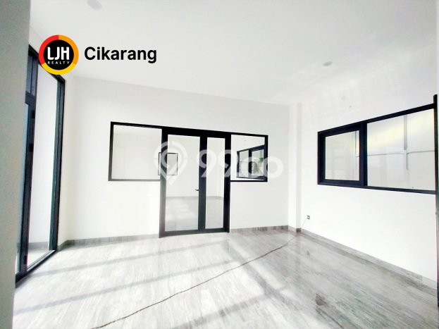 Gudang Paling Dicari LB 611m2 Dijual di Lippo Cikarang Gudang Paling Dicari LB 611m2 Dijual di Lippo Cikarang