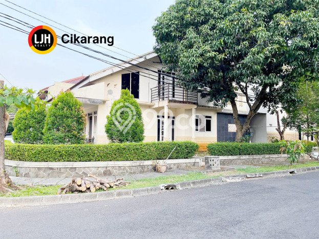 Rumah Modern Cantik 2 KT Bisa Langsung Pindah di Lippo Cikarang Rumah Modern Cantik 2 KT Bisa Langsung Pindah di Lippo Cikarang