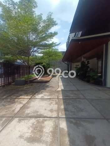 Unit Komersial Dijual di Kebayoran Baru Jakarta Selatan 2000m2 Unit Komersial Dijual di Kebayoran Baru Jakarta Selatan 2000m2