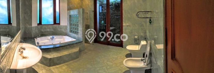 Disewakan Rumah Nyaman di Ampera LT 1000m2 / LB 700m2 Kondisi Bagus Disewakan Rumah Nyaman di Ampera LT 1000m2 / LB 700m2 Kondisi Bagus