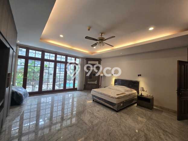 Hunian Modern Disewakan di Pondok Indah Jakarta Selatan 6 KT & 5 KM Hunian Modern Disewakan di Pondok Indah Jakarta Selatan 6 KT & 5 KM