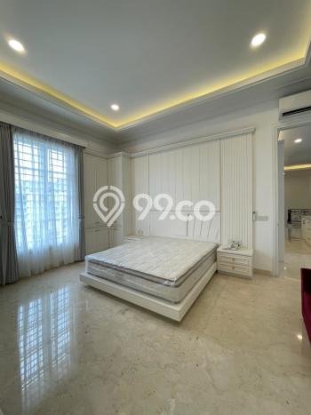 Jual Rumah Mewah Elegan Dengan View Cantik di Kemang, Jakarta Selatan Jual Rumah Mewah Elegan Dengan View Cantik di Kemang, Jakarta Selatan