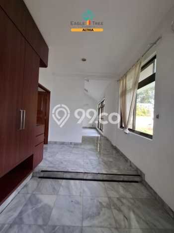 Disewakan! Rumah 7 Kamar Tidur &
4 Kamar Mandi di Pondok Indah, Jakarta Selatan Disewakan! Rumah 7 Kamar Tidur &
4 Kamar Mandi di Pondok Indah, Jakarta Selatan