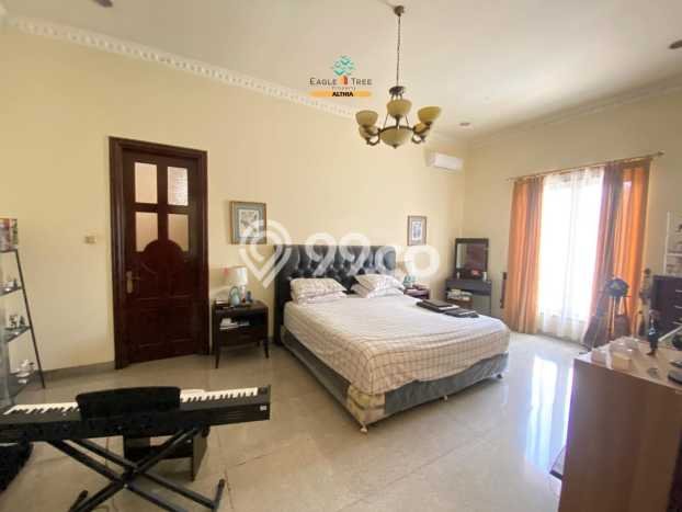 Ready to Use! Luxury House LT 580m2 Desain Elegan di BSD Ready to Use! Luxury House LT 580m2 Desain Elegan di BSD