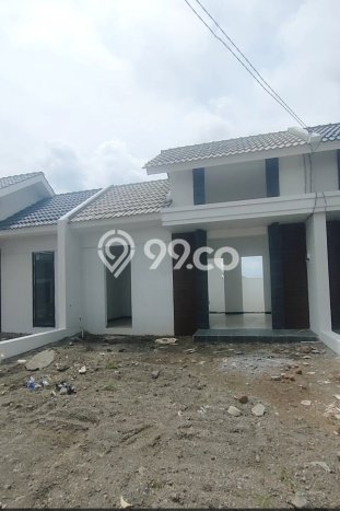 For Sale Rumah 2 Kamar Lokasi Strategis Nyaman dan Strategis di Sidoarjo For Sale Rumah 2 Kamar Lokasi Strategis Nyaman dan Strategis di Sidoarjo