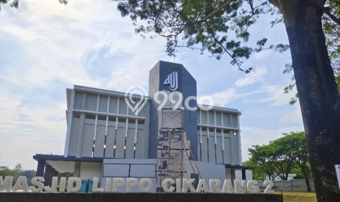 For Sale Rumah 3 Kamar Lokasi Ideal Bagus dan Strategis di Lippo Cikarang For Sale Rumah 3 Kamar Lokasi Ideal Bagus dan Strategis di Lippo Cikarang