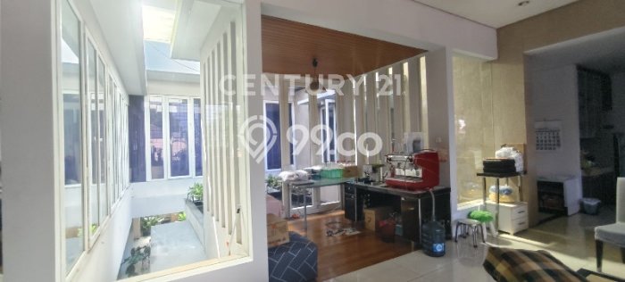 Rumah Luxury Modern Tanpa Renovasi di Kayu Putih Jakarta Timur Rumah Luxury Modern Tanpa Renovasi di Kayu Putih Jakarta Timur