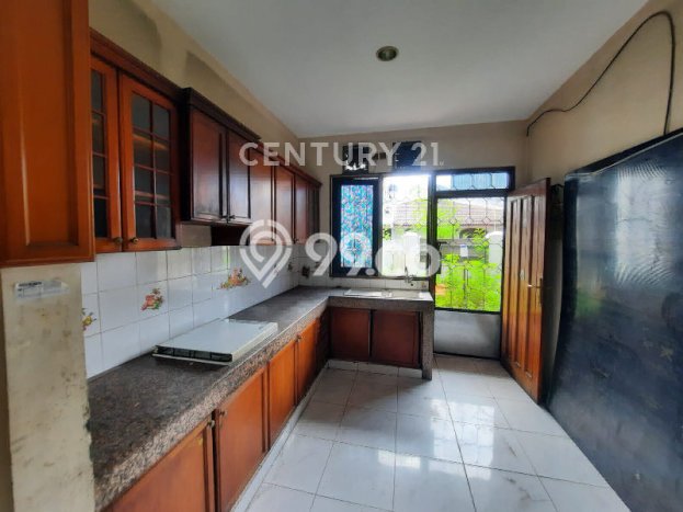 Rumah Mewah Dijual LT 210m2 di Kelapa Gading, Jakarta Utara Rumah Mewah Dijual LT 210m2 di Kelapa Gading, Jakarta Utara